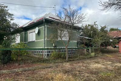 Casă cu 4 camere în Stupini - 1