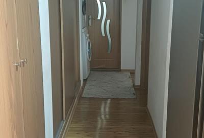 Apartament cu 3 camere decomandat în Central - 1