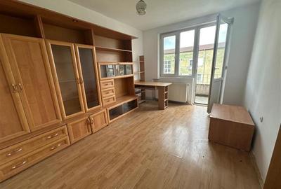 Apartament cu 3 camere semidecomandat, mobilat în Luncă - 6