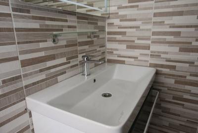 Apartament cu 3 camere în Est - 2