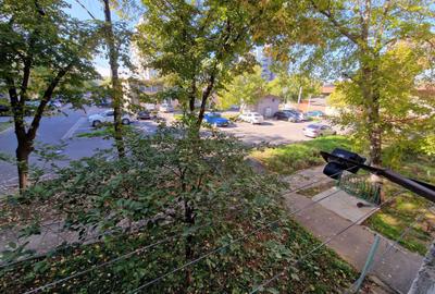 Apartament cu 2 camere decomandat în Nufărul - 1