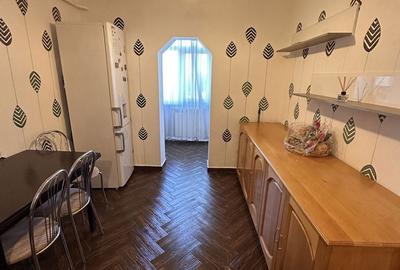 Apartament cu 2 camere decomandat în Central - 2