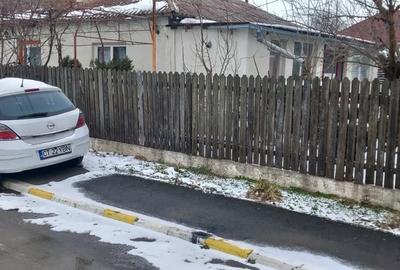 Casă cu 3 camere în Valu lui Traian - 1