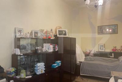 Apartament cu 2 camere semidecomandat, mobilat în P-ța Unirii