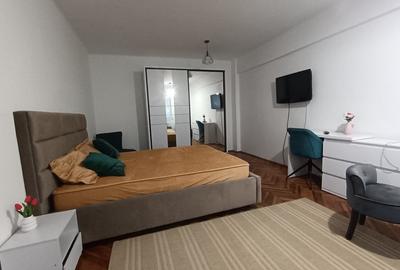Apartament frumos  aproape de zona centrala - 5 minute de Fac. de Litere! - 10