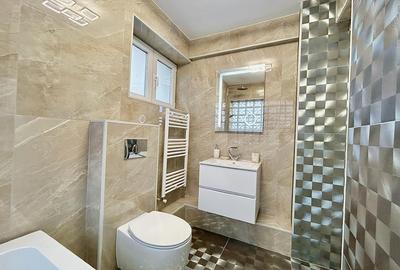 Discount mare, 2 camere lux, terasa 20 mp, comision 0 - 9