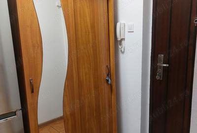 Vand apartament 2 camere Vand apartament 2 camere - 1