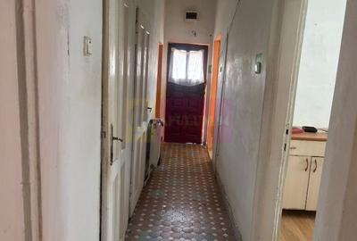 Casă individuală cu 3 camere semidecomandat cu Canalizare în Floreasca - 2