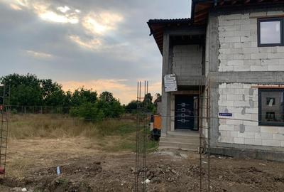 Teren Construcții intravilan de 320 mp, în Km 5 - 2