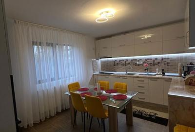 Casă cu 4 camere în Central - 6