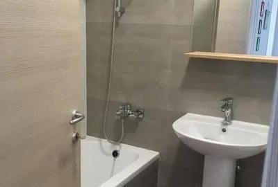 Garsonieră decomandată în 1 Mai - 1