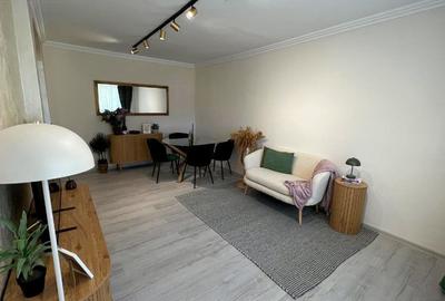 Apartament cu 3 camere decomandat în Central - 9