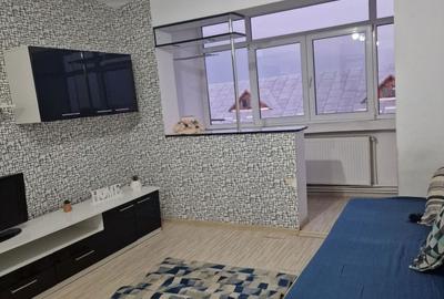 Apartament cu 3 camere semidecomandat în Central - 4