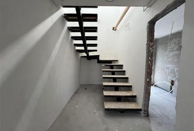 Apartament cu 5 camere decomandat în Iancu Nicolae - 16