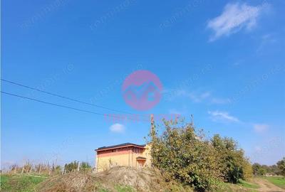 Teren de 801 mp, în Km 4 - 6