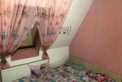 Apartament cu 2 camere semidecomandat în Dâmbovița