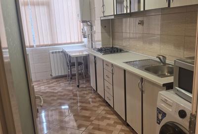 Apartament cu 2 camere decomandat în - 2