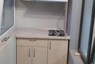 Garsonieră decomandată în Central - 3