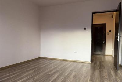 Apartament cu 2 camere decomandat în Circumvalațiunii - 3
