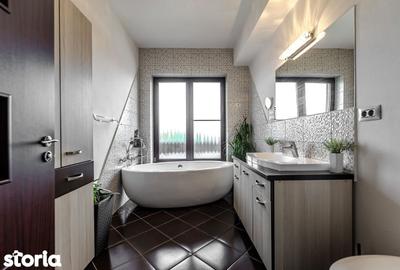 Casă cu 6 camere cu Teren 994 Mp în Zădăreni - 10