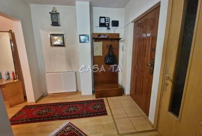 Apartament 4 camere, situat in Targu Jiu, Str. 22 Decembrie 1989 - 12