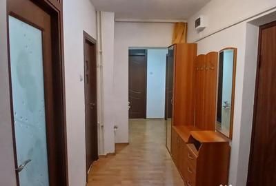 Apartament cu 3 camere decomandat în Sebastian - 2