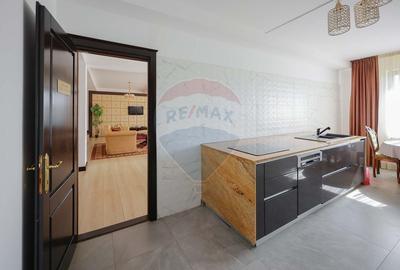 De vanzare Casa/Pensiune in zona Nufarul - Sanmartin - 11