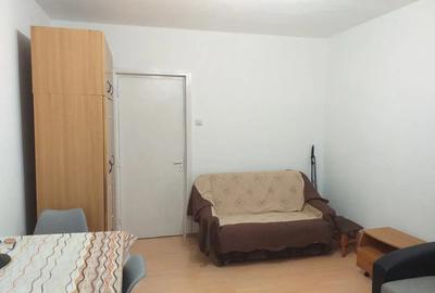 Garsonieră decomandată în Central - 1