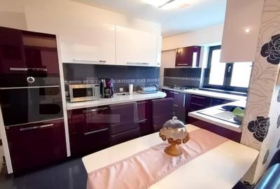 Apartament de 4 camere, 98 mp, centrala, aer conditionat, zo - 7