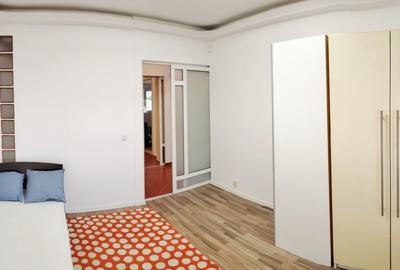 Apartament 4 camere de inchiriat Zona Rahova - 1