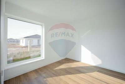 Casă cu 4 camere cu Teren 500 Mp în Sântandrei - 7