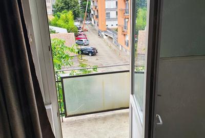 Apartament cu 2 camere semidecomandat în P-ța Doina - 9