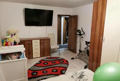 Apartament cu 3 camere decomandat în Central - 2