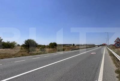 Teren de 13025 mp, în Central - 5