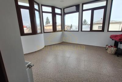 Garsonieră decomandată, mobilată în Central - 18