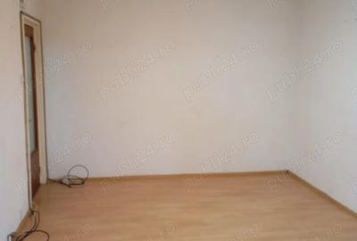 Propietar,vand apartament 2 camere ,semidecomandat in Constanta ,zona Groapa Penny market - 1