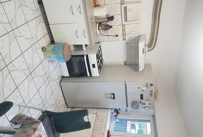 Casă cu Teren 325 Mp în Brănești - 1