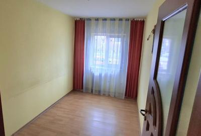 Apartament cu 3 camere decomandat în Alexandru cel Bun - 3