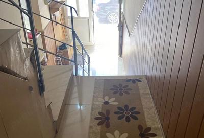 Casă cu 4 camere cu Canalizare în Central - 9