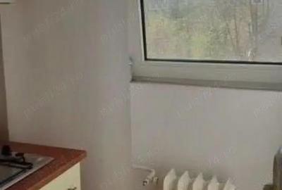 Garsonieră semidecomandată, mobilată în Iancului