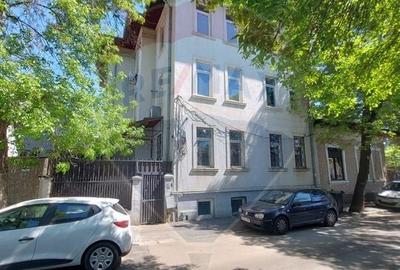 Casă individuală cu 15 camere cu Teren 263 Mp în Ștefan cel Mare