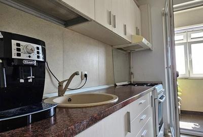 Apartament cu 2 camere decomandat în Olteni - 8