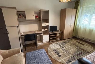 Apartament  modest, 2 camere zona Gheorghe Lazar - 3