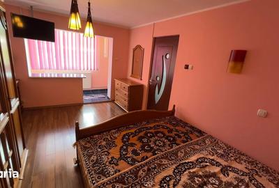 Apartament cu 3 camere în Petros - 2