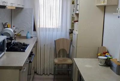 2 camere decomandat Vaslui ultracentral complet mobilat 2 camere decomandat Vaslui ultracentral complet mobilat - 6