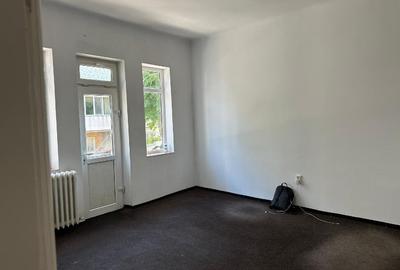 Apartament 4 camere decomandat - 9