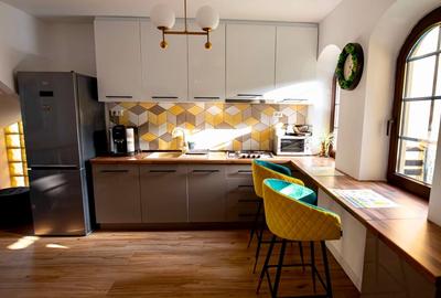 Casă individuală cu 7 camere cu Teren 250 Mp în Platoul Izvor - 5