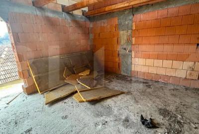 Casă cu 5 camere cu Teren 1900 Mp în Arcalia - 12