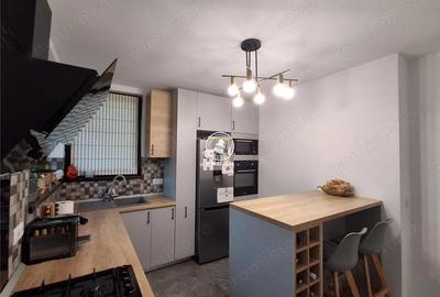 Casă cu Teren 377 Mp în Central - 19