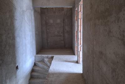 Duplex 2025,su 150mp, 4 dormitoare,living,3 bai,bucatarie,teren 300mp,2 parcari - 13